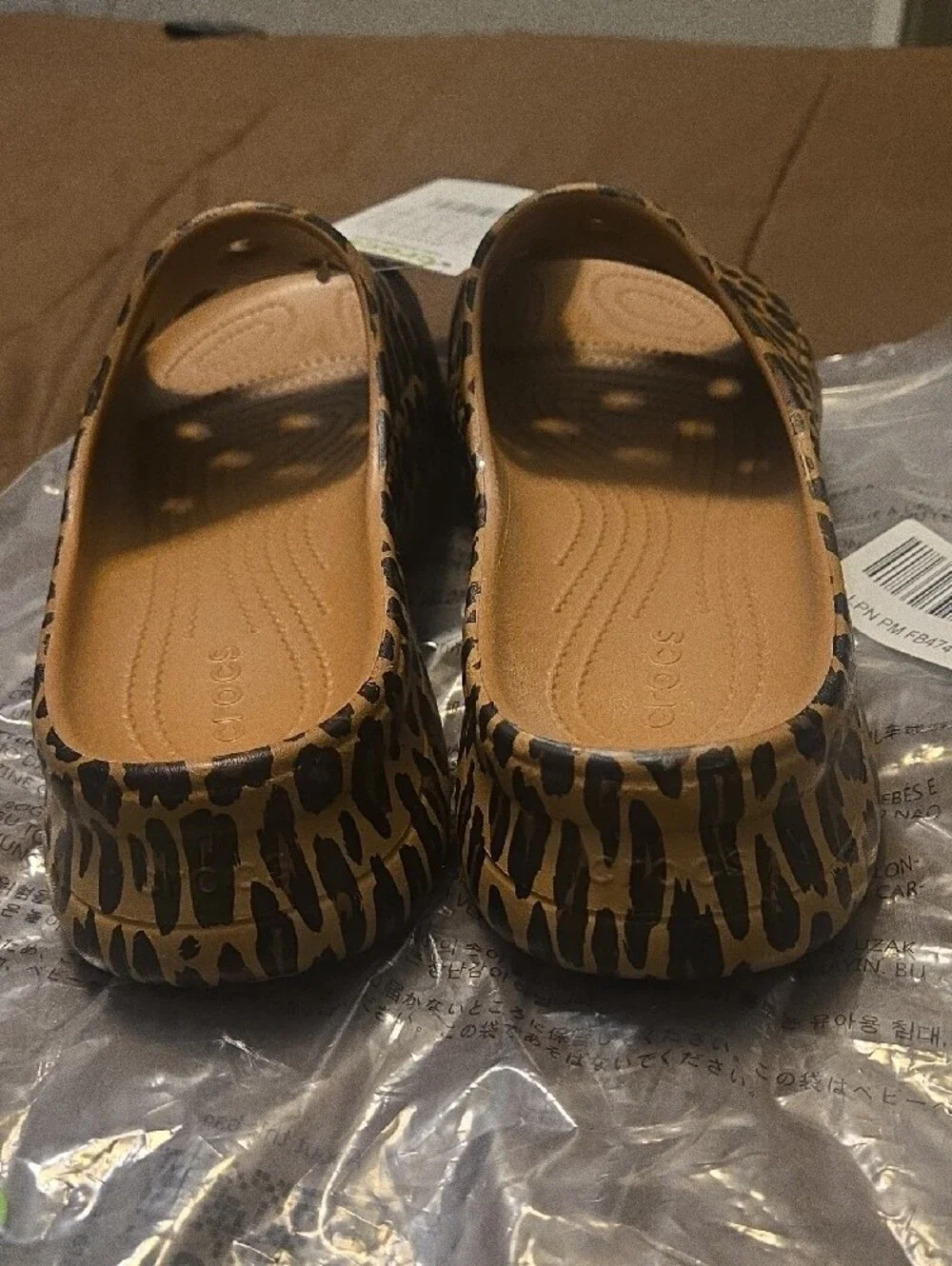 CROCS Woman Bae Animal Slide Sandals Platforms  Leopard Brown